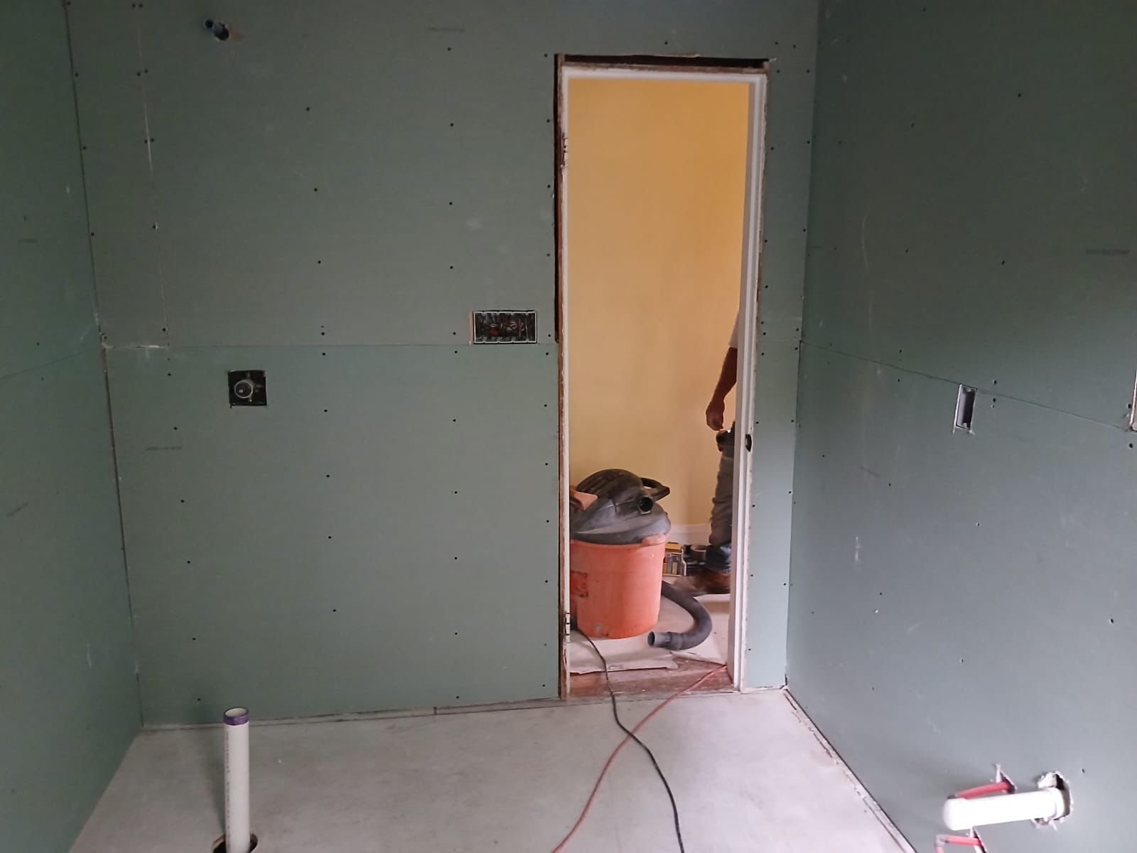 WhatsApp Image 2025-05-26 at 23.29.47 (1)